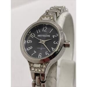 Miykon Womens Silver Vintage Watch New Battery